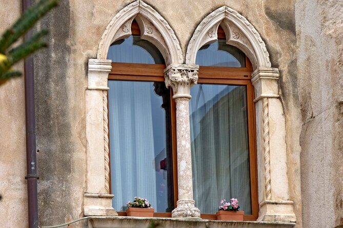 Private Walking Tour in Split Old Town (ENG, FRA, ITA, ESP) - Peristyle: The Imperial Square and the Famous Views