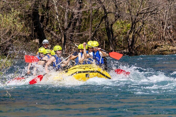 Rafting Cetina River from Split or Cetina river - The river scenery and wildlife vibe