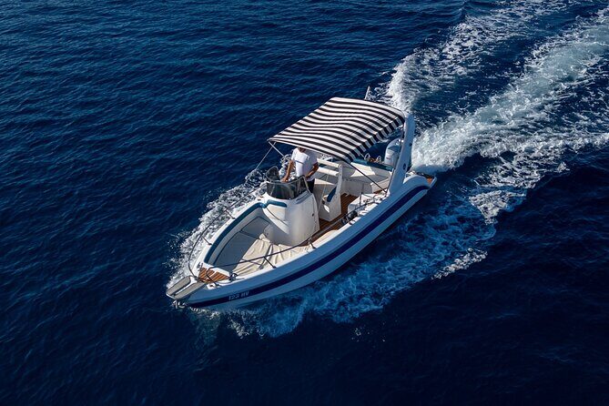 Red Rocks, Hvar Bays & Pakleni – Private Boat Tour from Hvar - The captain factor: Prošper’s local timing and plan adjustments