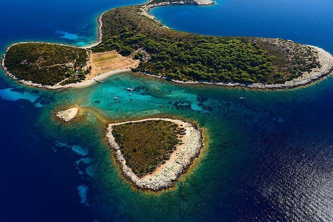 Rent a Speed Boat from Split – Discover Hidden Beaches & Islands - Private speedboat from Split: what you really gain