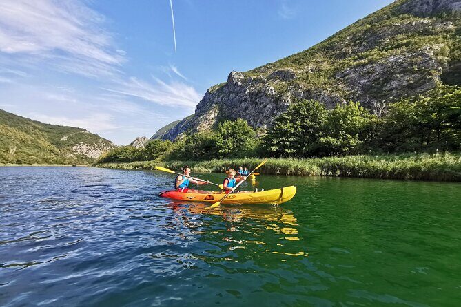 Sea Kayaking tour in Split - Logistics that affect your comfort: meeting point and getting back