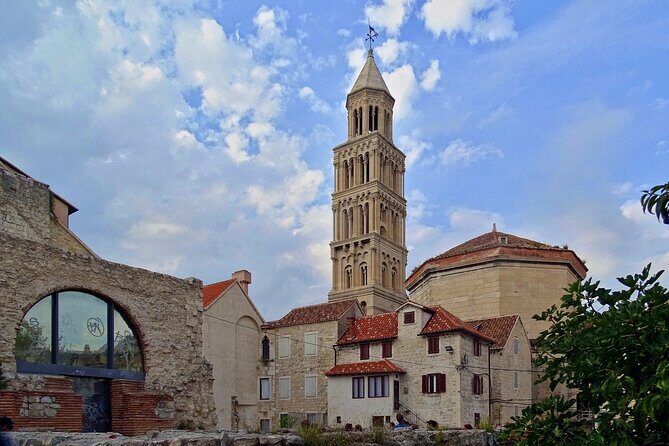 Sightseeing Split's Roman Ruins: A Self-Guided Audio Tour - How to Use VoiceMap So It Feels Like a Guide