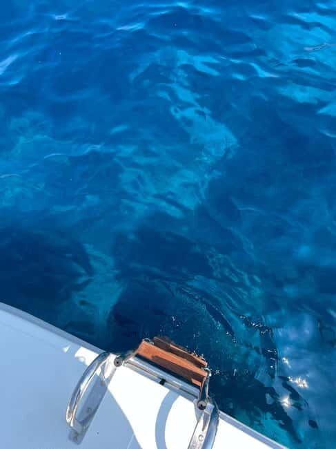 Split: 5 Islands Full-Day Tour to Blue Cave, Vis & Hvar - Hvar Island: Old Town Walking Break Without the Pressure