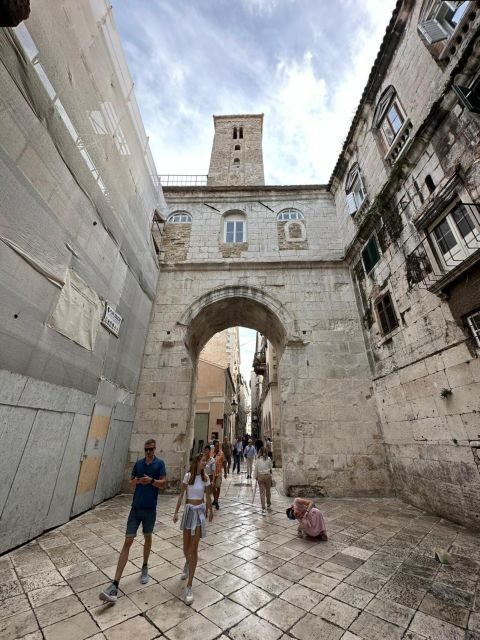 Split and Diocletian's Palace walking tour with a local guid - Timing, Crowds, and How to Get More from the 75 Minutes