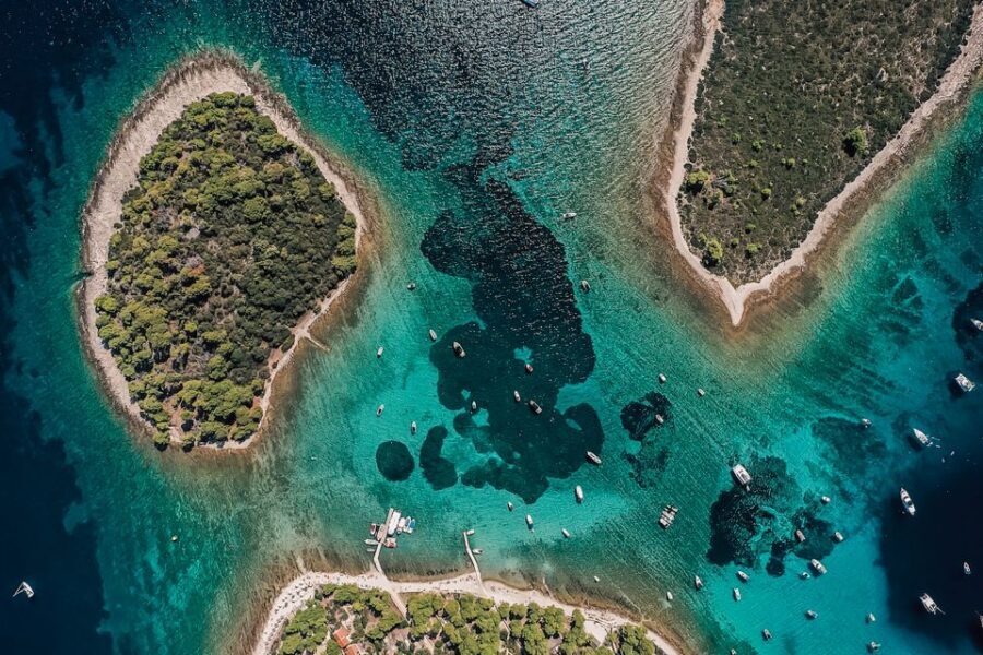 Split: Blue Lagoon and 3 Islands Speedboat Tour - Who should book this Split speedboat trip