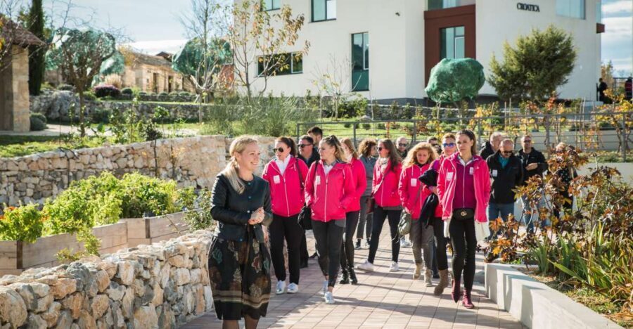 Split: Dalmatia for Nature Lovers Green Line Sightseeing Bus - Stella Croatica Ethno-village and the Olive Oil Museum: Food, Gardens, and Real Buying Power