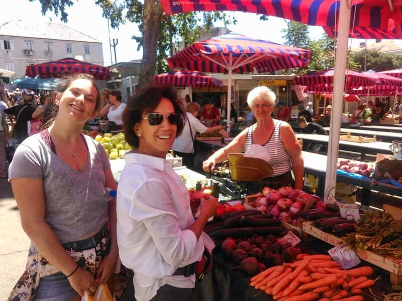 Split: Food Tasting Walking Tour - Golden Gate Meeting Point (and How to Find Your Guide Fast)
