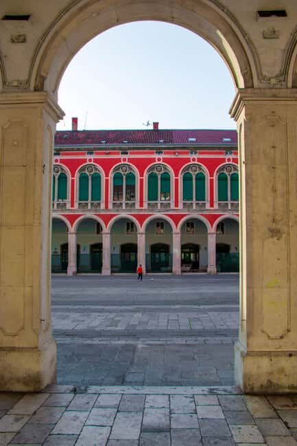 Split: Jewish Heritage & Diocletian's Palace Walking Tour - City synagogue and learning how place shapes identity