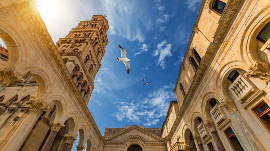Split: Old Town and Diocletian's Palace Walking Tour - Timing matters: dealing with the one-star scheduling snag