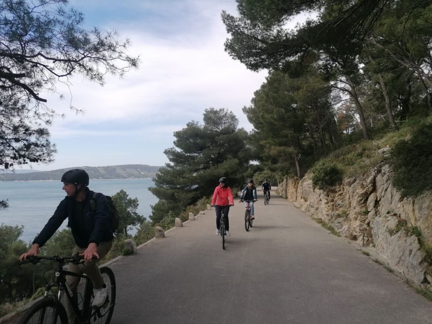Split: Old Town Guided Bike Tour with Poljud Stadium - How the Split bike route hits the right notes