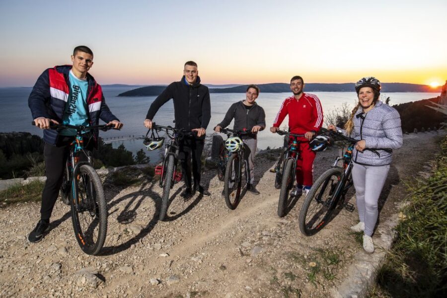 Split: Old Town Guided Bike Tour with Poljud Stadium - Starting in the city centre: getting your bearings fast