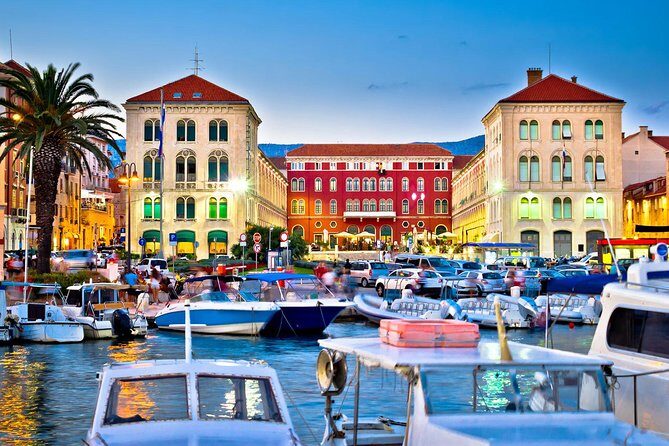 Split Old Town History Walking Tour - Guide style in Split: hearing names like Anita, Iva, Toni, Petra, Katarina, and Rocco