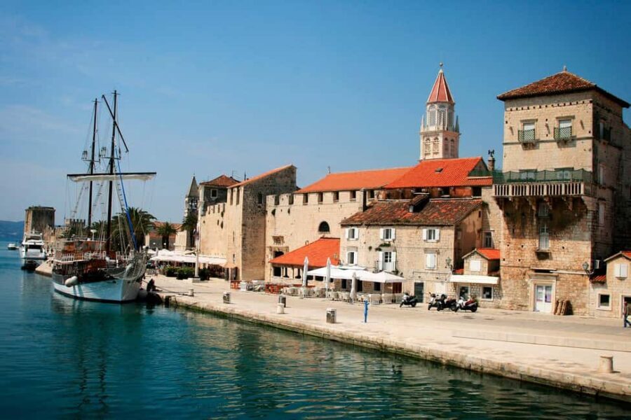 Split: Private Blue Lagoon 3 islands with speed boat - Who should book (and who should skip this style)