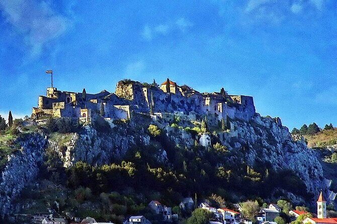 Split Private Tour: Klis, Salona & Trogir - Half a Day - Trogir’s Old Town: medieval streets, photo angles, and St. Lawrence Cathedral