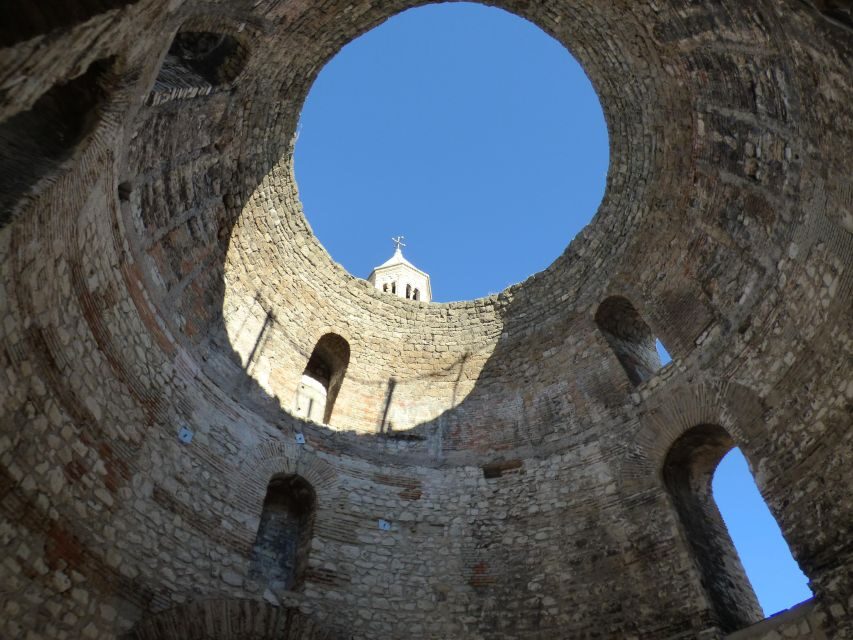 Split: Private Walking Tour in the Historical Town Center - People’s Square and the rule-by-square idea