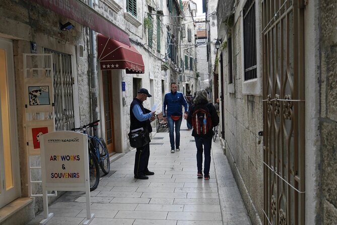 Split Private Walking Tour with a Local - Price vs value: what $42.06 really means