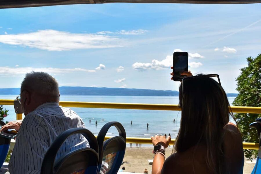 Split: Red Line Panoramic Tour with Sightseeing Bus - The Free English Walking Tour in Diocletian’s Palace: What the Guide Brings