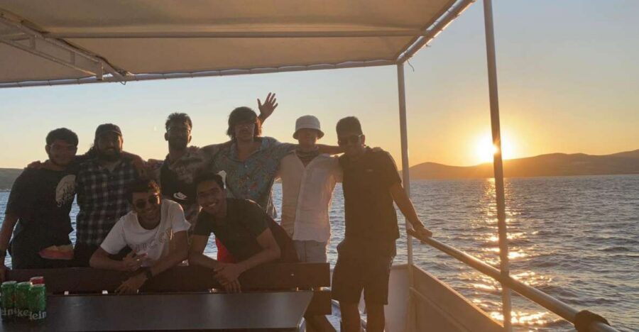 Split: Riviera Sunset Cruise & Swim with Summer Vibes - Meeting at Gray Line Croatia Split: Obala Lazareta 3 Without the Stress