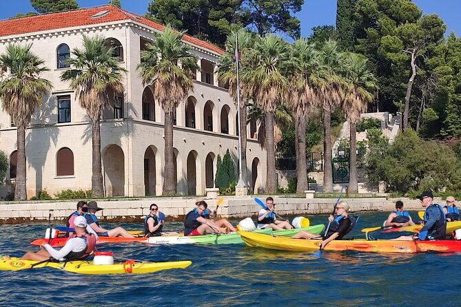 Split Sea Kayaking & Snorkeling Tour - What to bring (and what to avoid) for rocky Split shores