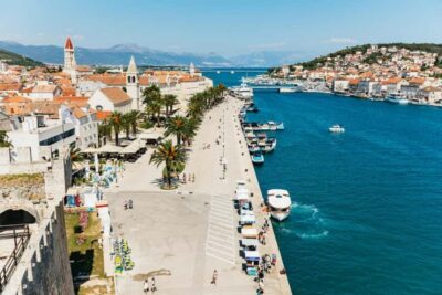 Split/Trogir: Blue lagoon and 3 islands speedboat tour - Trogir in about 50 minutes: old-stone streets and waterfront breaks