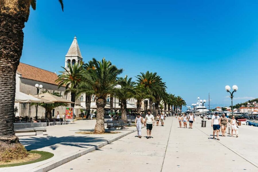 Split/Trogir: Blue Lagoon and 3 Islands Speedboat Tour - Making the speedboat part actually comfortable