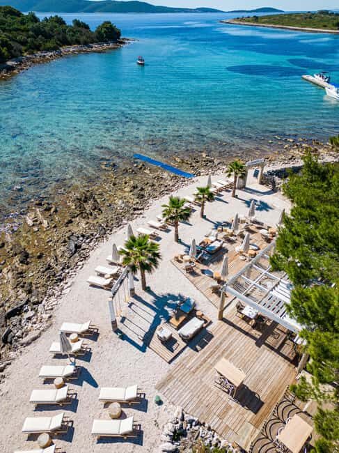 Split/Trogir: Half-Day(5 hours) 3-Island Speedboat Adventure - Čiovo’s Duga Cove and Beach Bar Borkko: the sand-bottom swim break