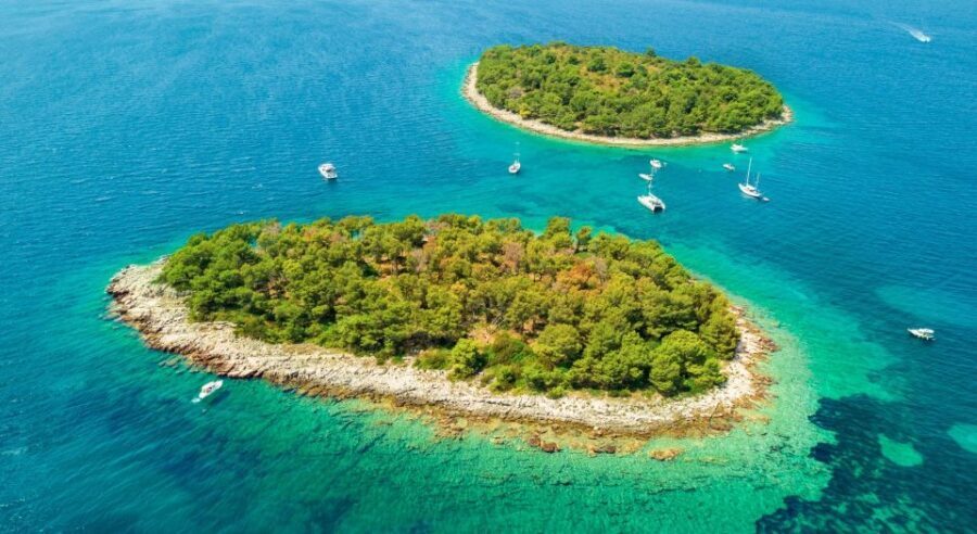 Split & Trogir: Private Blue Lagoon & Wine Tasting Boat Tour - Nečujam on Šolta: Quiet Bay Time and a Slower Pace