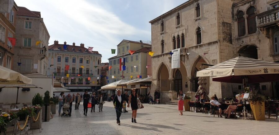 Split: Walking tour of Split with a 'Magister' of History - Vestibul and Triklinij: the palace spaces that feel surprisingly human
