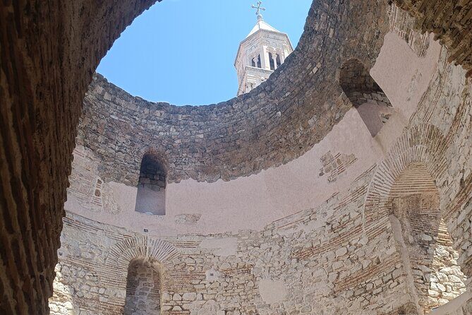 Split Walking Tour with Professor of History - Peristyle and the Vestibul: Where Power Was Performed