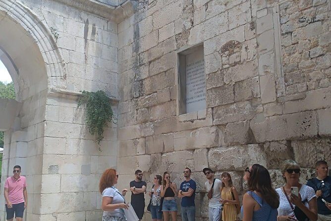 Walk through Split with an archeologist - Vestibulum of Diocletian’s Palace: learning to see the palace through the entrances